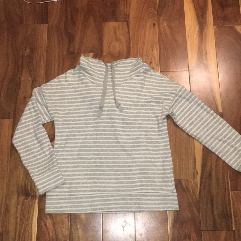 Grey White stripe Jacket/Pull over